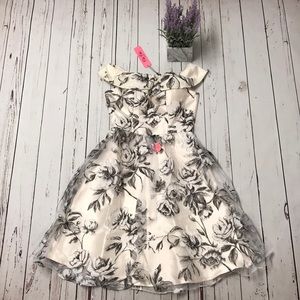 clutch for green dress Dinora Green Short Floral A-Line Dress